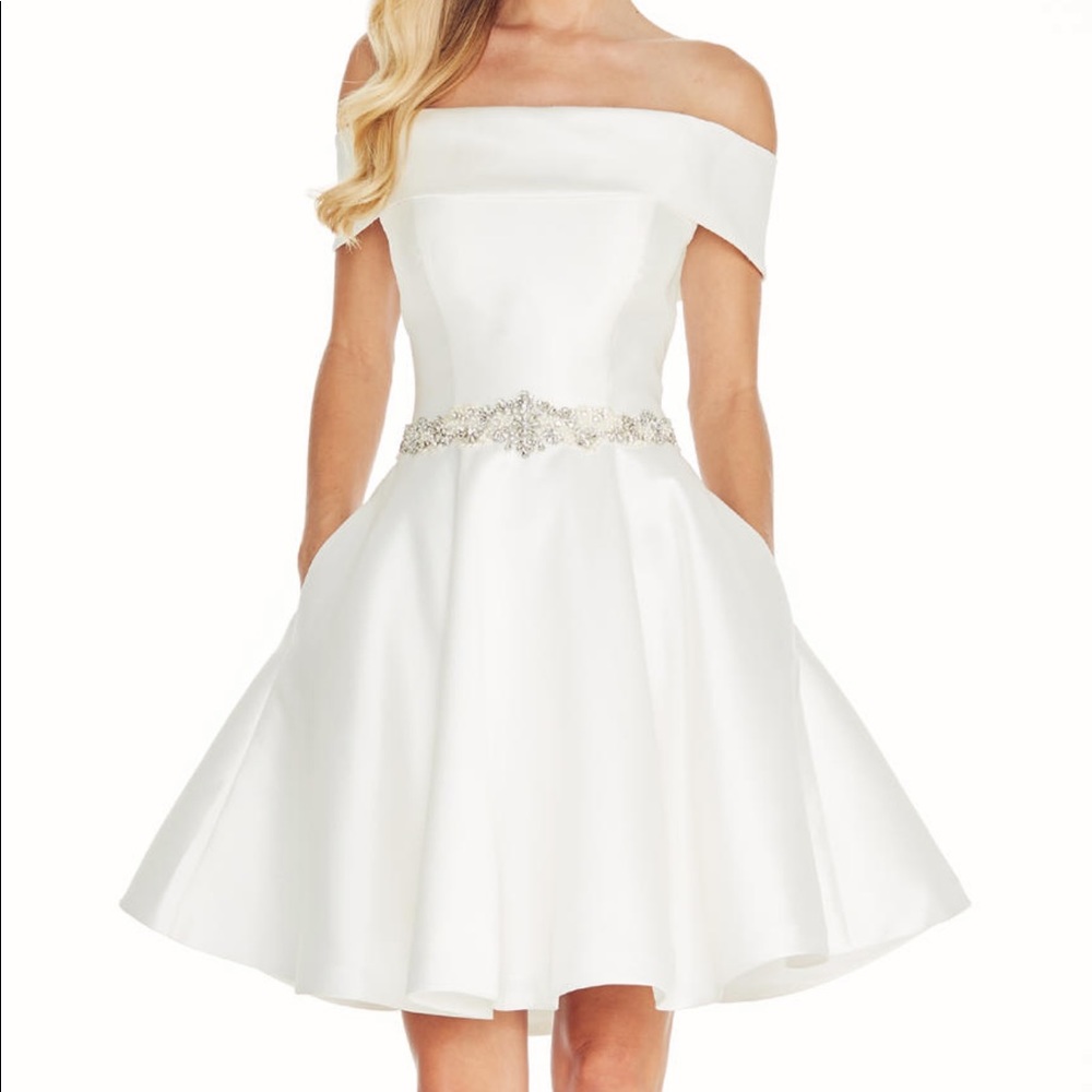 Ashley Lauren style 4058 in ivory
